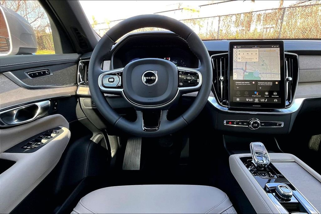 New 2026 Volvo XC90 T8 Core w/ Protection Package Premier image 23