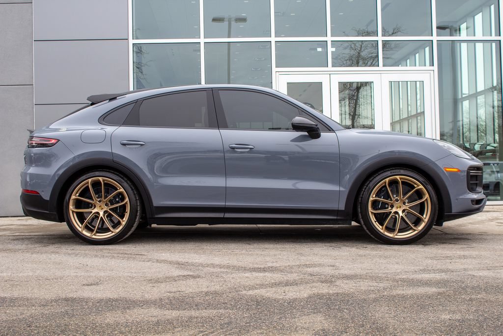 Used 2023 Porsche Cayenne Turbo GT AWD/4WD image 4