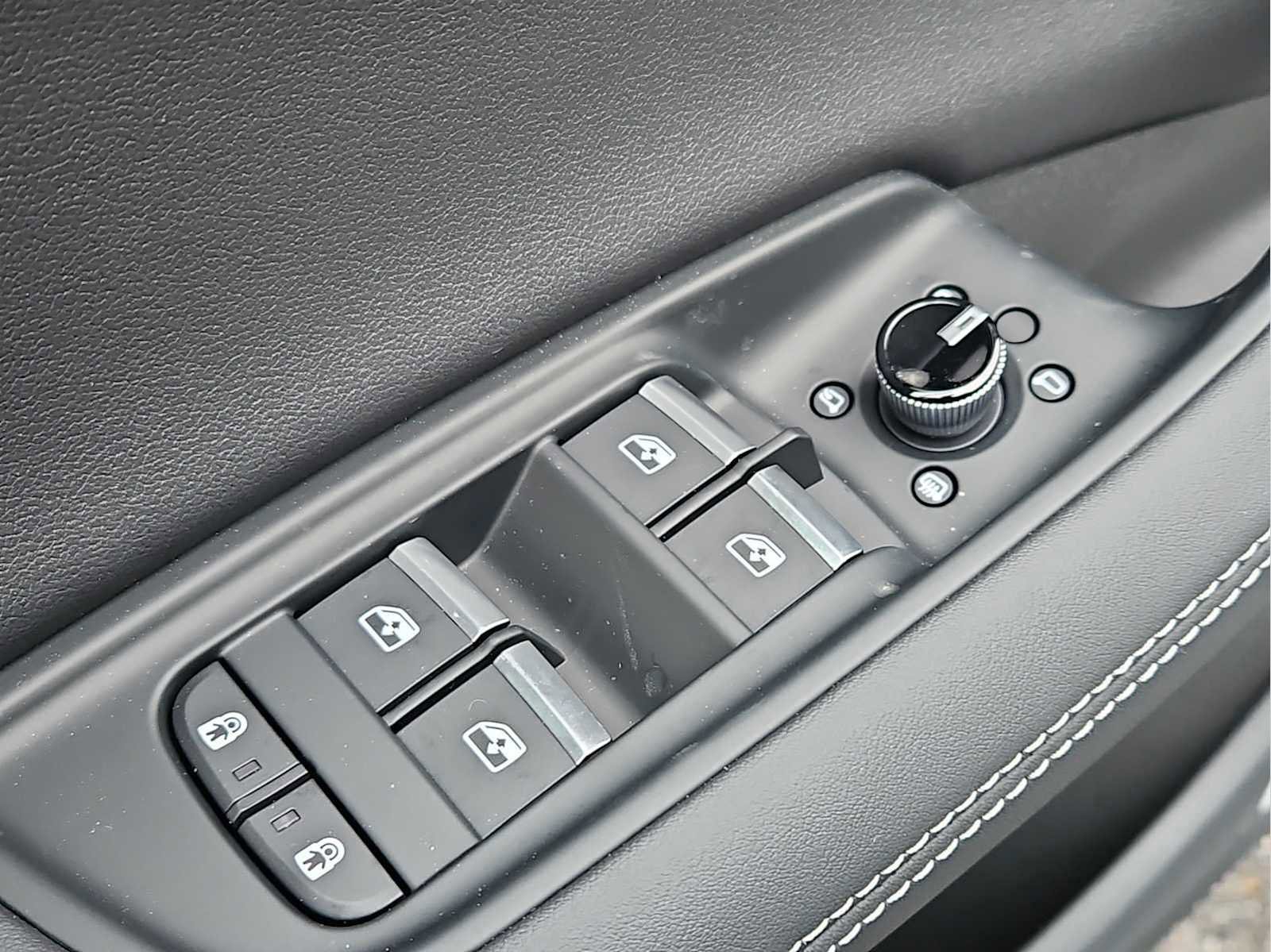 New 2026 Audi Q7 3.0T Premium Plus AWD/4WD image 6