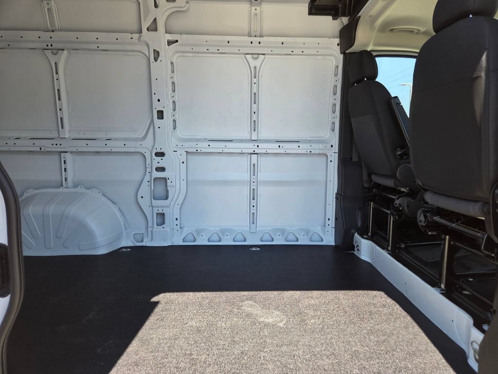 New 2026 RAM ProMaster 1500 w/ Convenience Group FWD image 9