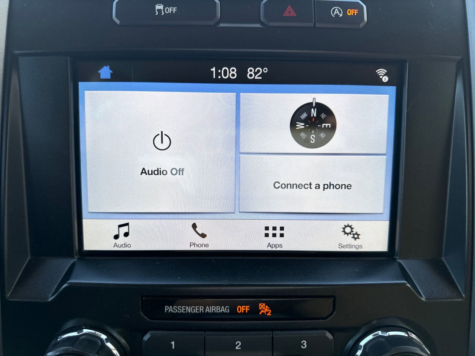 Used 2017 Ford F150 XLT w/ Equipment Group 302A Luxury image 19