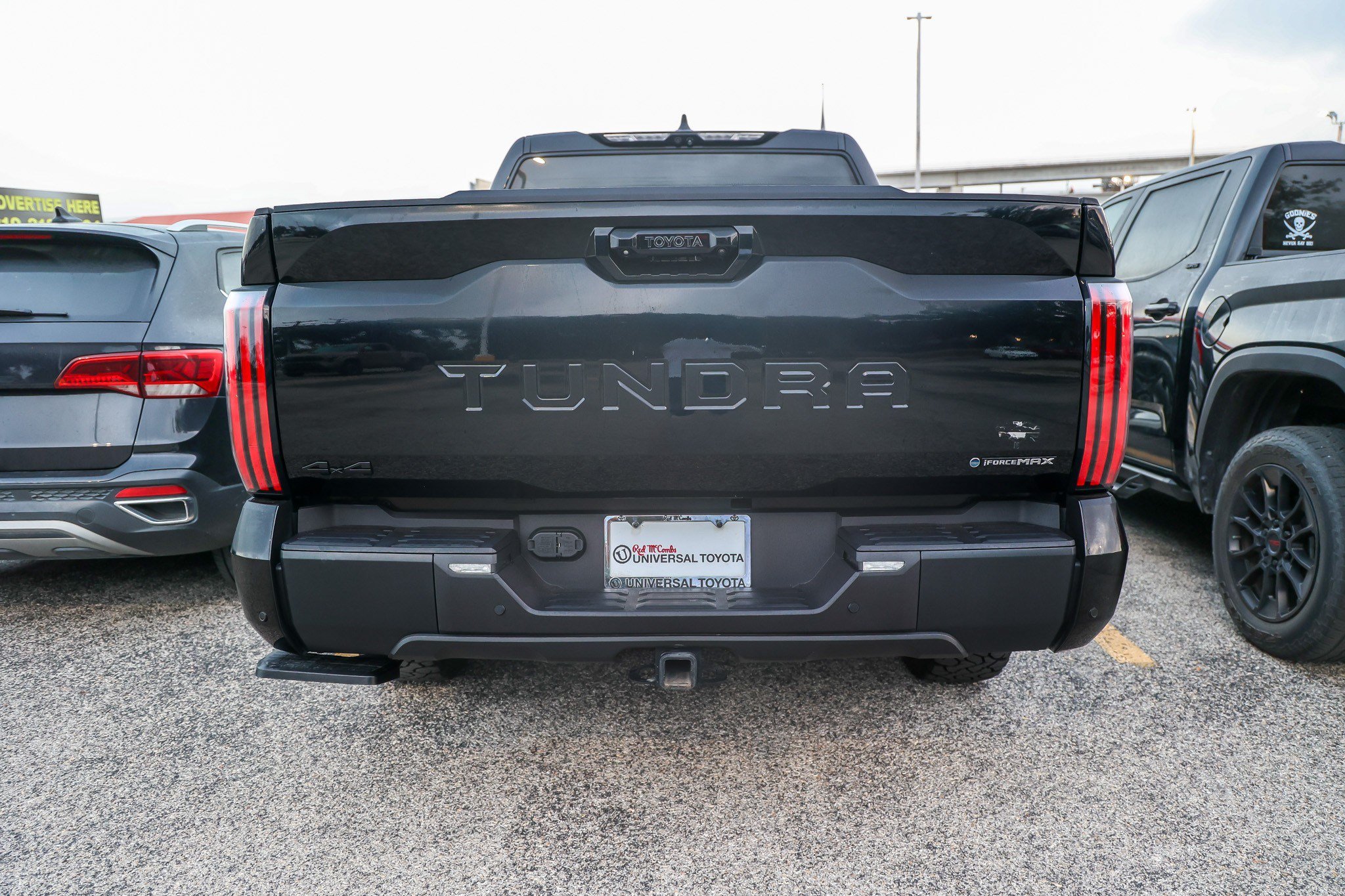 Used 2025 Toyota Tundra Limited AWD/4WD image 8