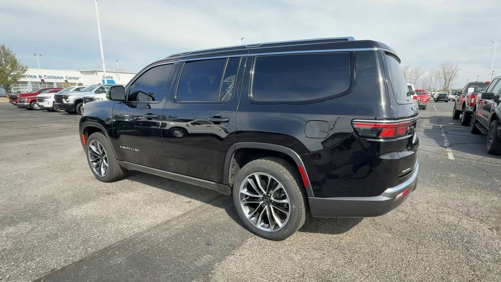 Used 2022 Jeep Wagoneer Series III w/ Premium Group I image 6