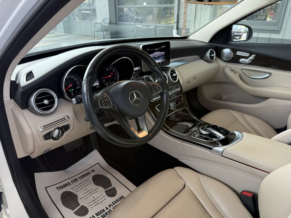 Used 2015 Mercedes-Benz C 300 4MATIC Sedan image 10