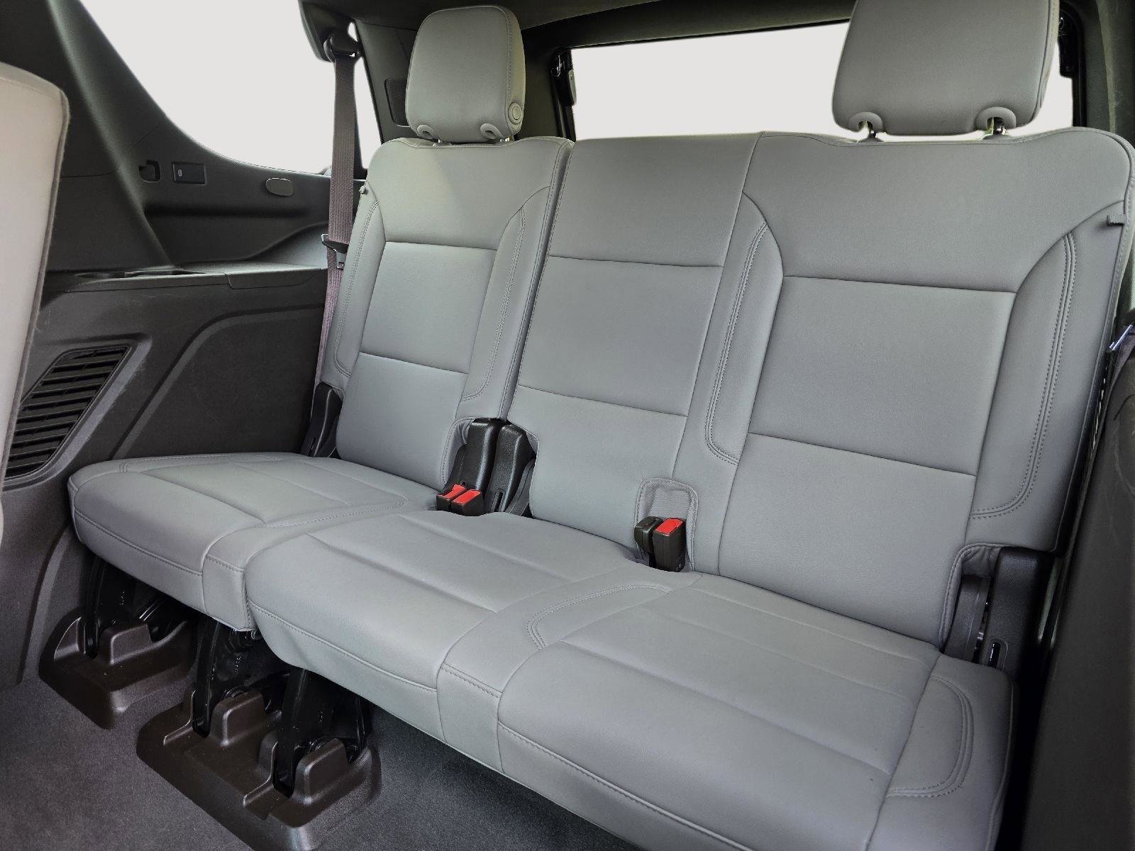 Used 2022 Chevrolet Tahoe LT image 13