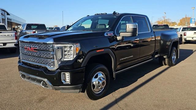 Used 2023 GMC Sierra 3500 Denali w/ Denali Ultimate Package image 4