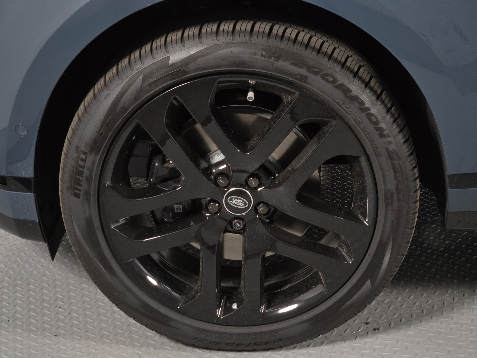 New 2026 Land Rover Range Rover Evoque Dynamic SE image 9