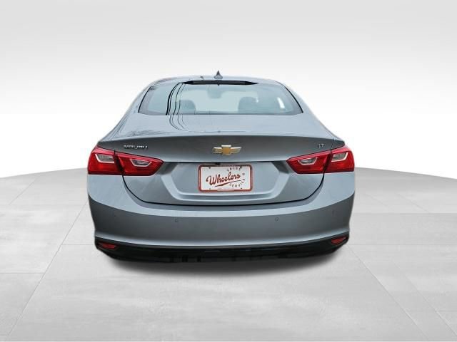 Used 2025 Chevrolet Malibu LT FWD image 4
