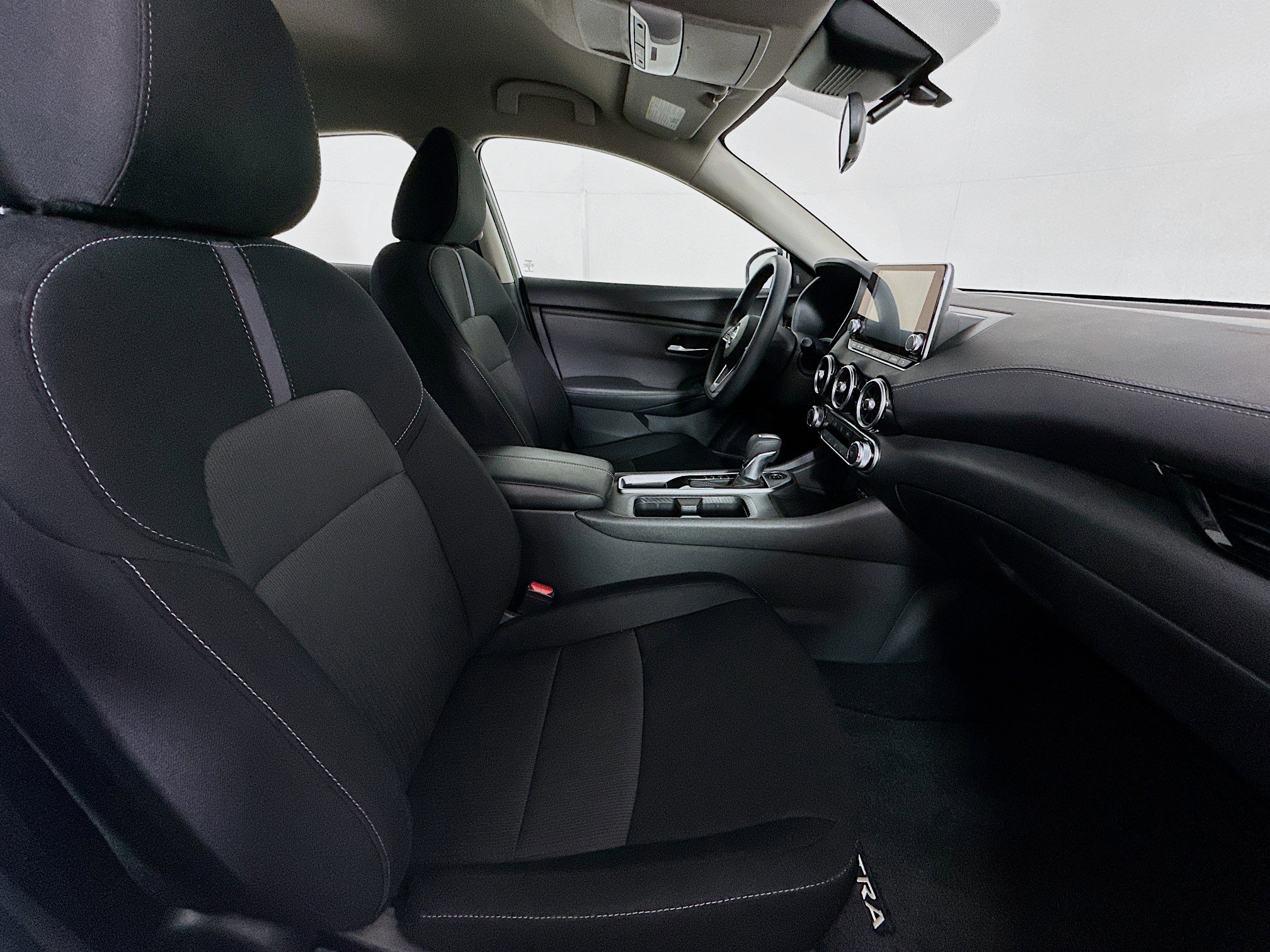 Used 2023 Nissan Sentra SV image 29