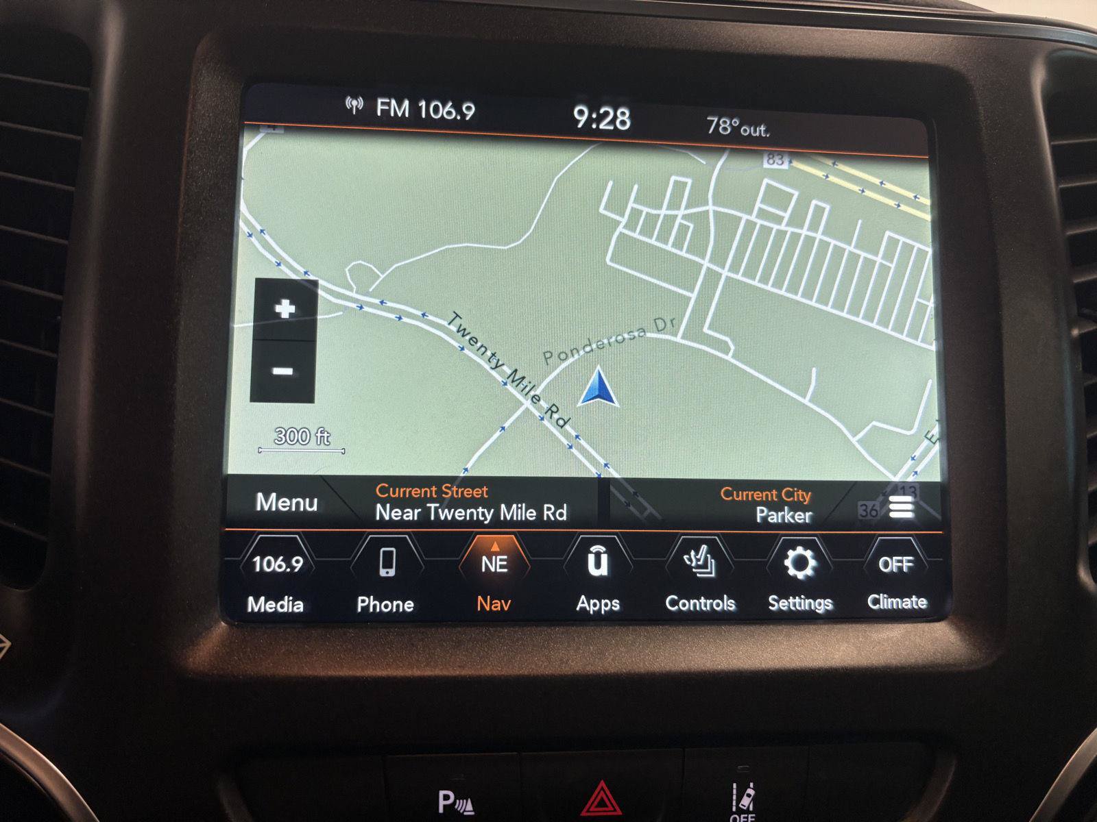 Used 2021 Jeep Cherokee Trailhawk w/ Sun, Sound & Nav Group AWD/4WD image 22