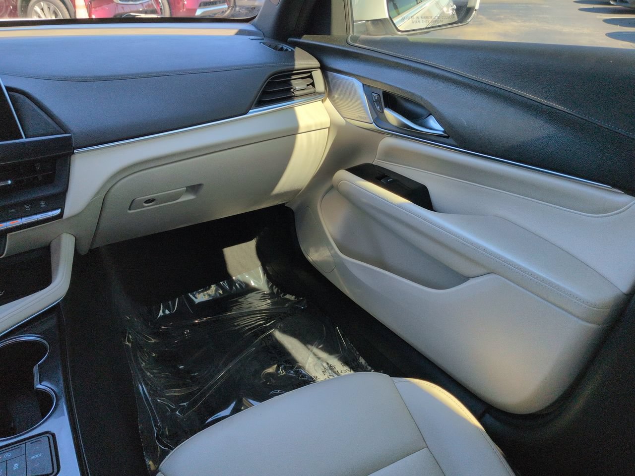 Used 2021 Cadillac CT4 Luxury w/ Sun And Sound Package RWD image 16