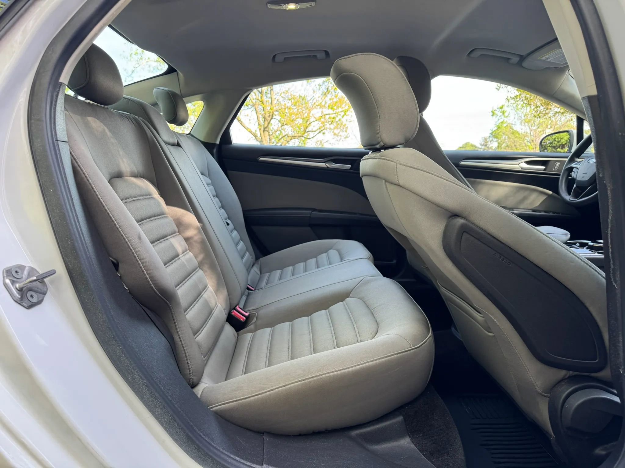 Used 2015 Ford Fusion S image 16