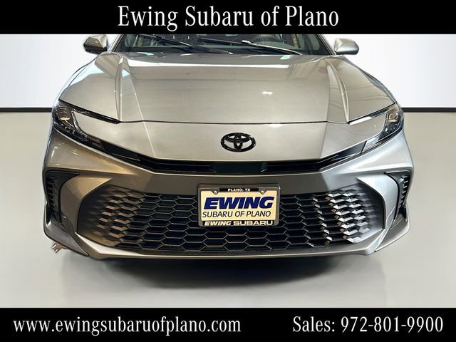 Used 2026 Toyota Camry SE FWD image 2