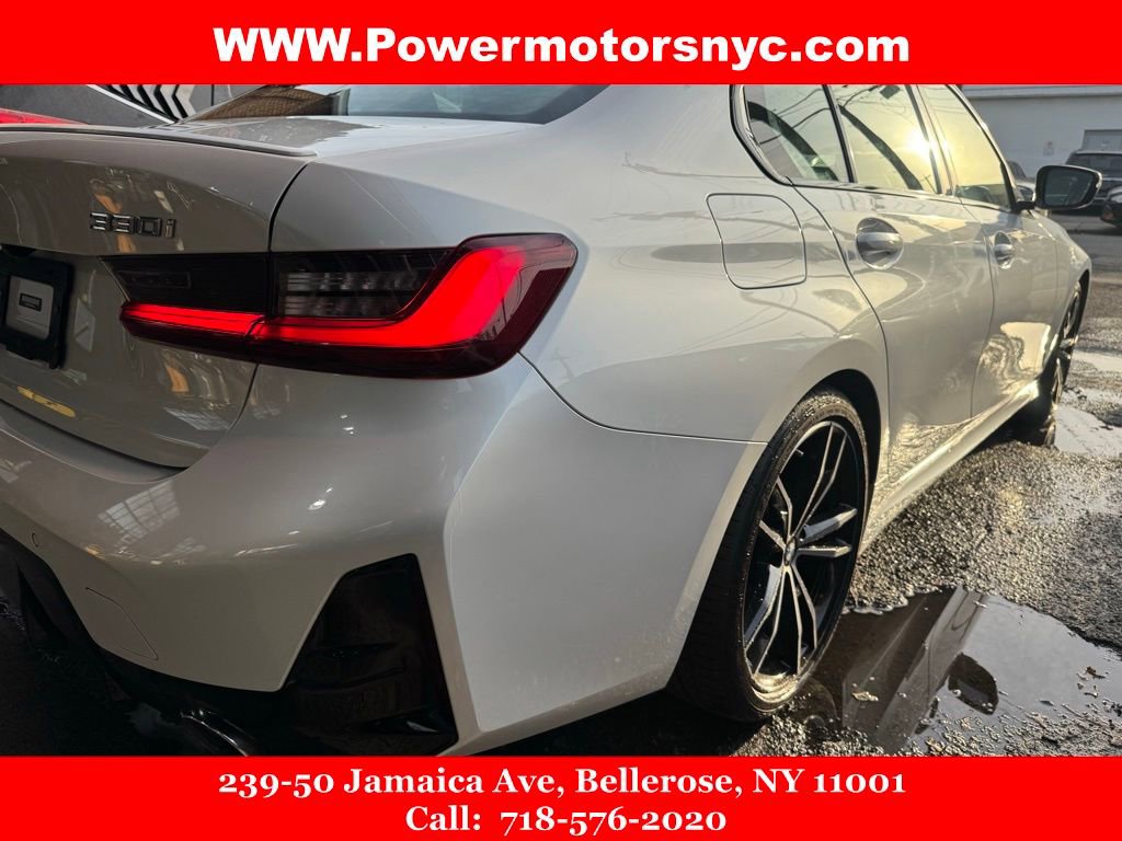 Used 2023 BMW 330i Sedan w/ M Sport Package image 6
