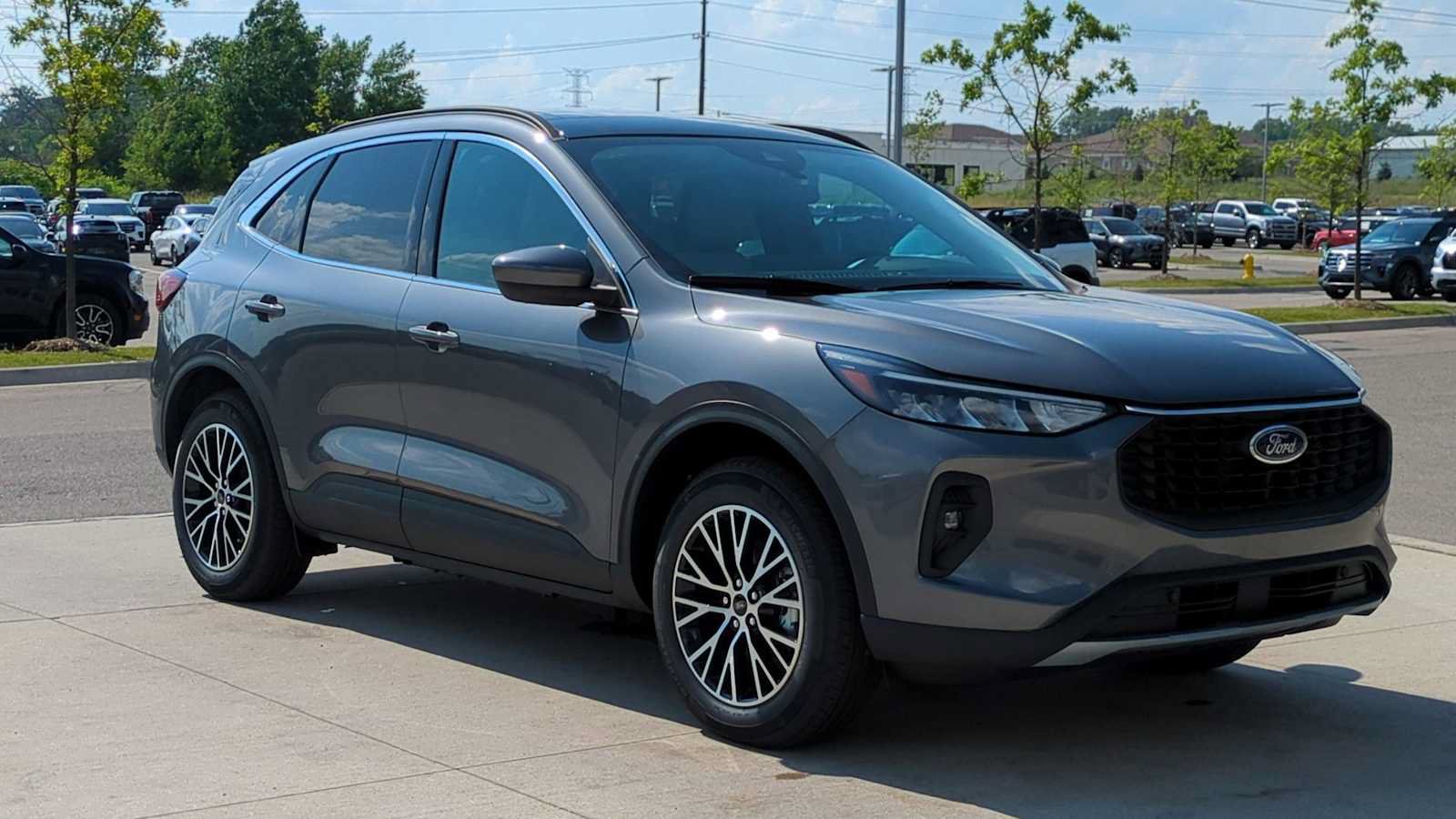New 2025 Ford Escape SE FWD image 7