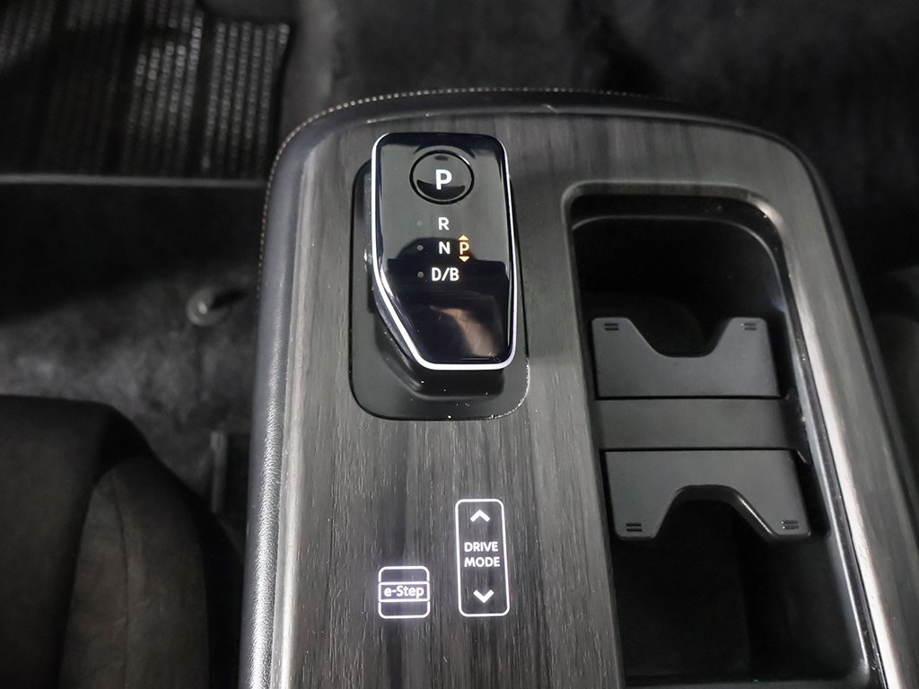 Used 2023 Nissan Ariya FWD image 43