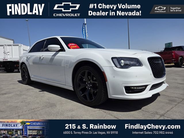 Used 2022 Chrysler 300 Touring L RWD image 1