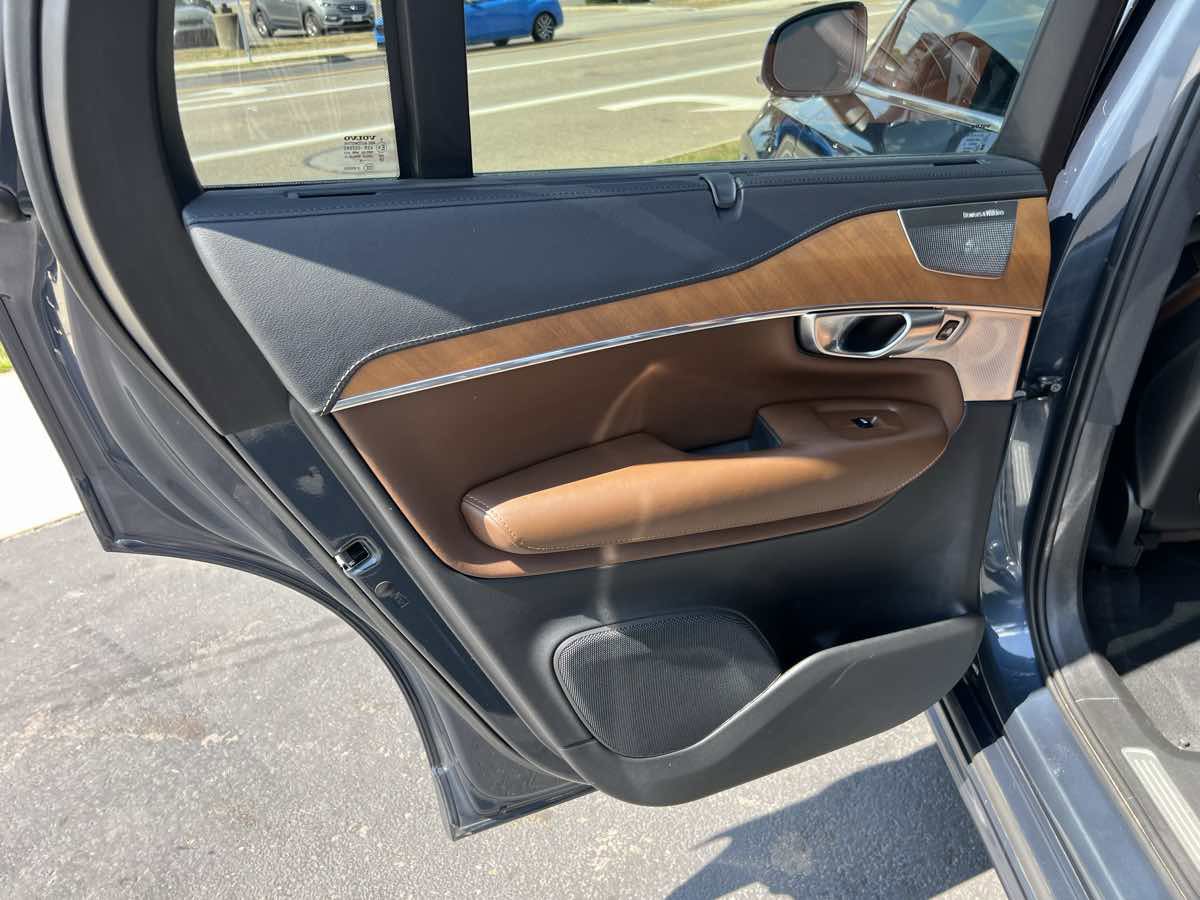 Used 2020 Volvo XC90 T6 Inscription image 13