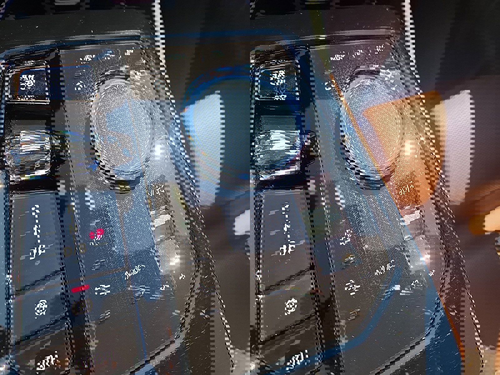 Used 2025 BMW i5 xDrive40 w/ Executive Package image 24