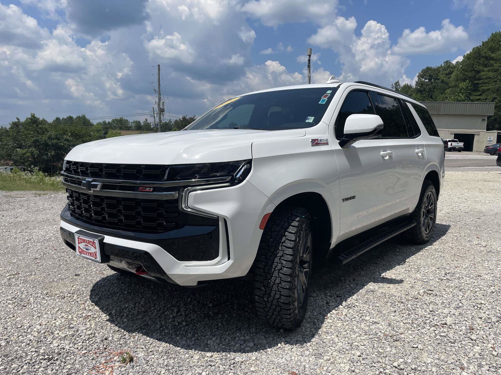 Used 2022 Chevrolet Tahoe Z71 w/ Luxury Package AWD/4WD image 26