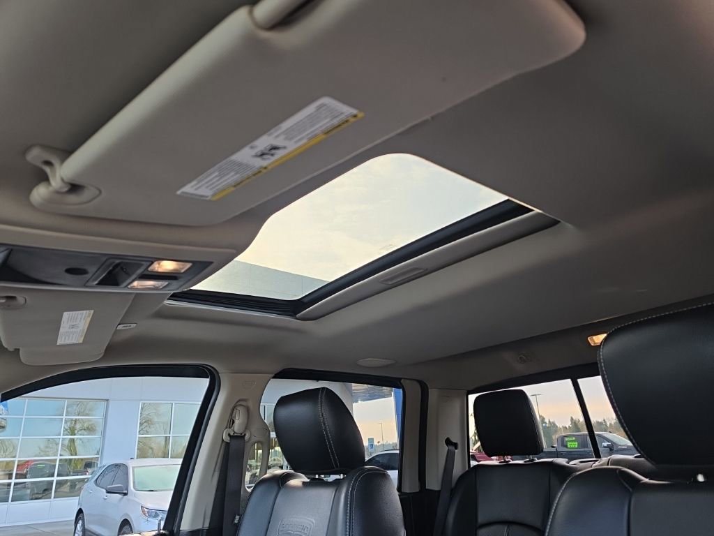 Used 2019 RAM 1500 Laramie w/ Convenience Group image 21