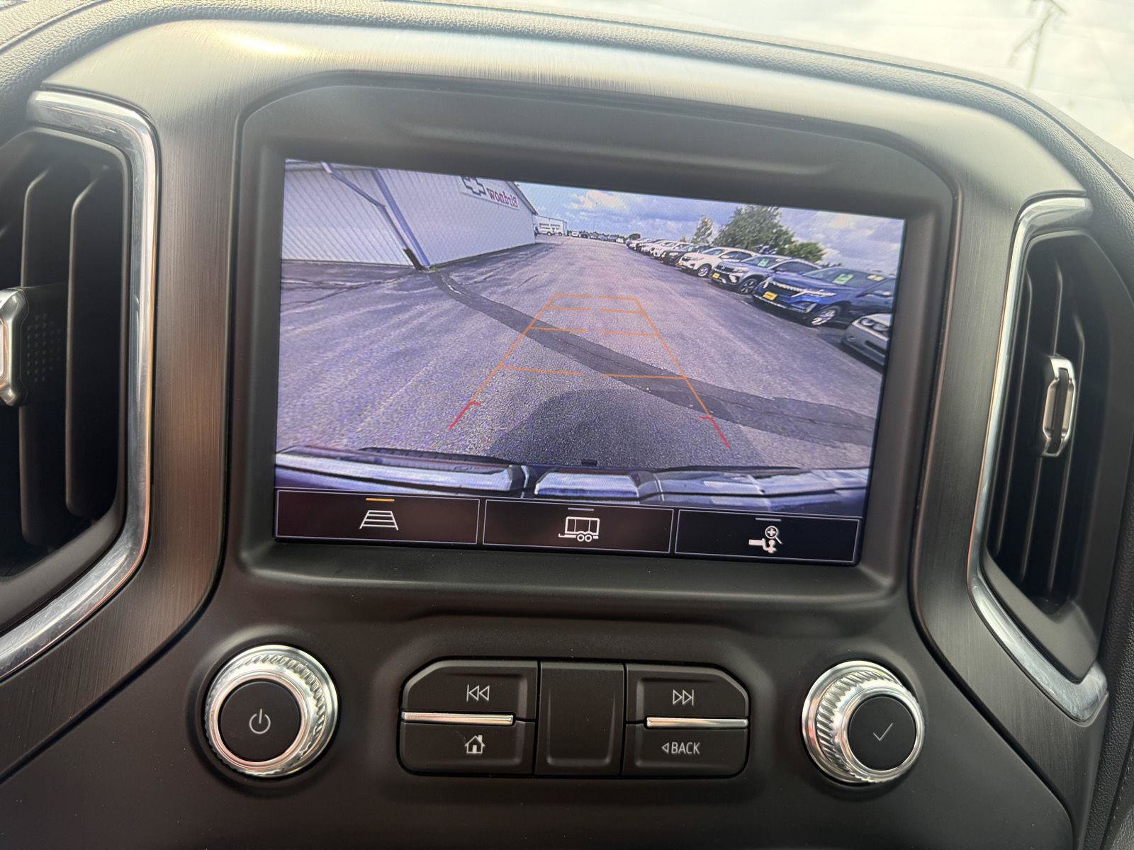 Used 2021 GMC Sierra 1500 AT4 w/ AT4 Preferred Package AWD/4WD image 19