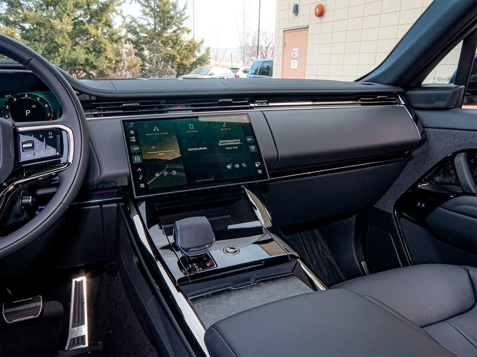 New 2025 Land Rover Range Rover Sport Dynamic SE image 23