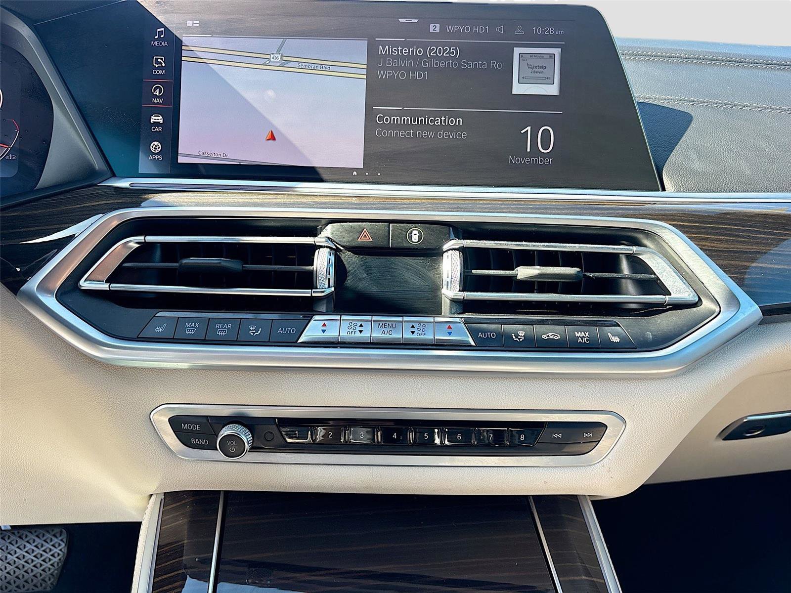 Used 2020 BMW X5 xDrive40i w/ Premium Package image 17