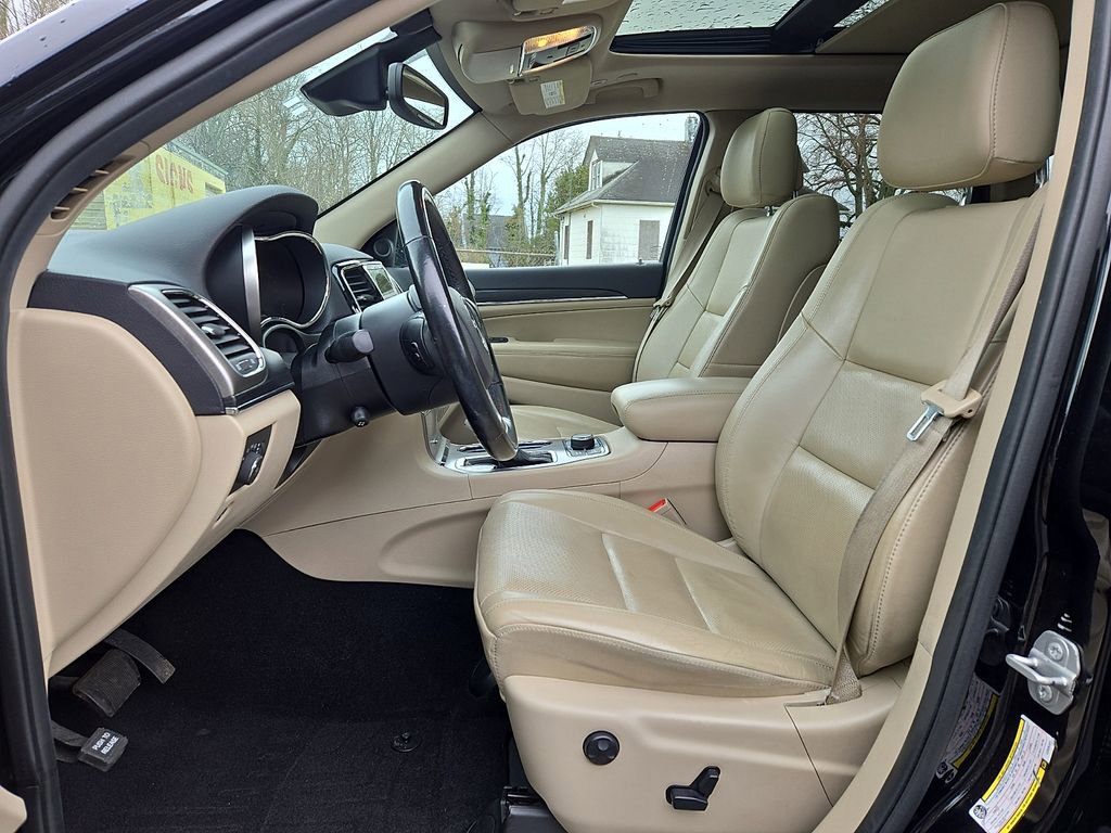 Used 2020 Jeep Grand Cherokee Limited w/ Luxury Group II image 13