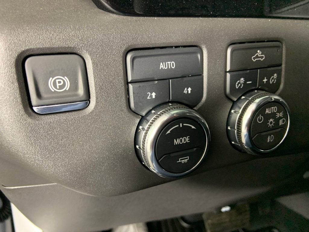 Used 2026 GMC Sierra 1500 Elevation image 32