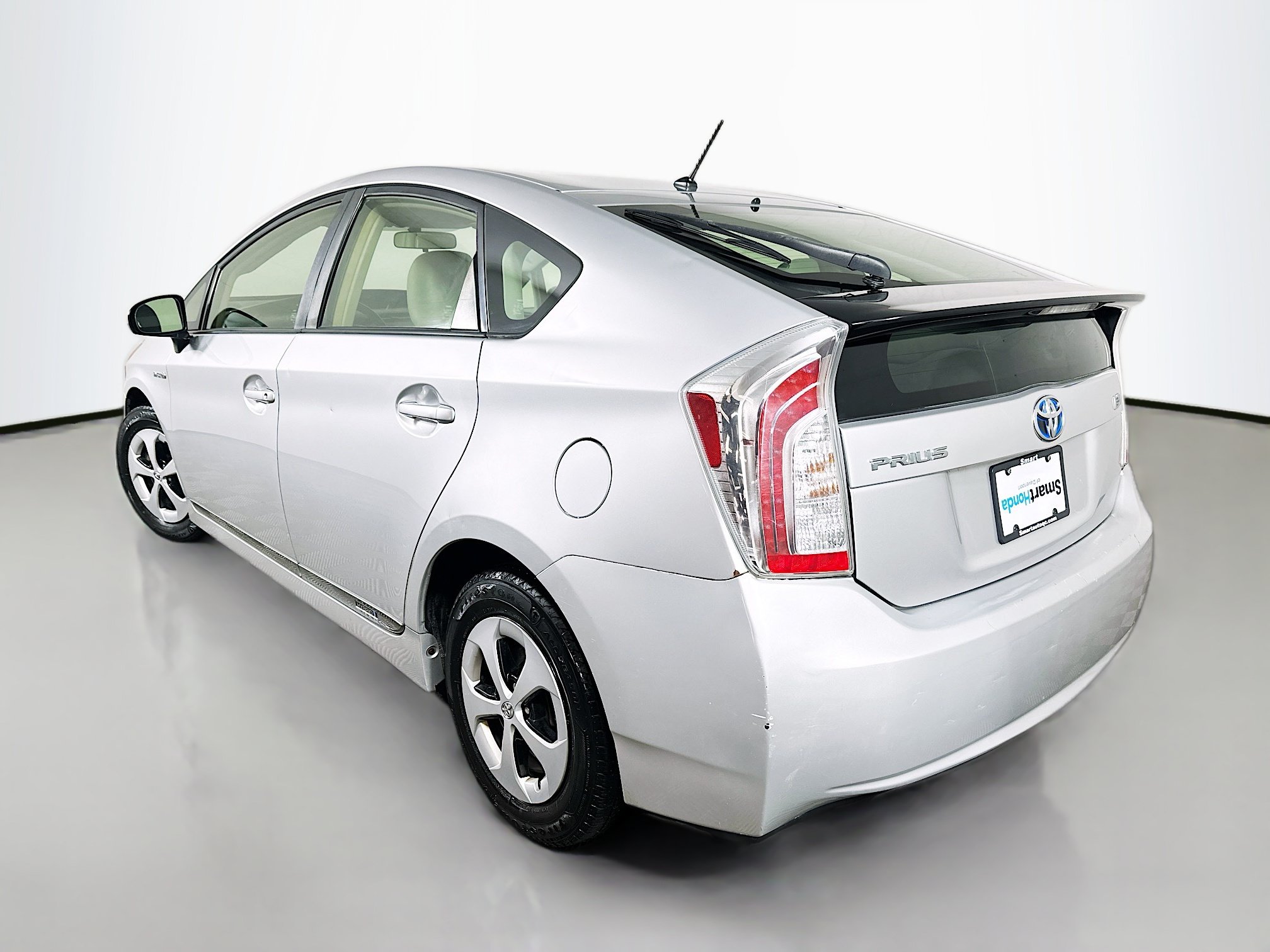 Used 2012 Toyota Prius Two FWD image 5