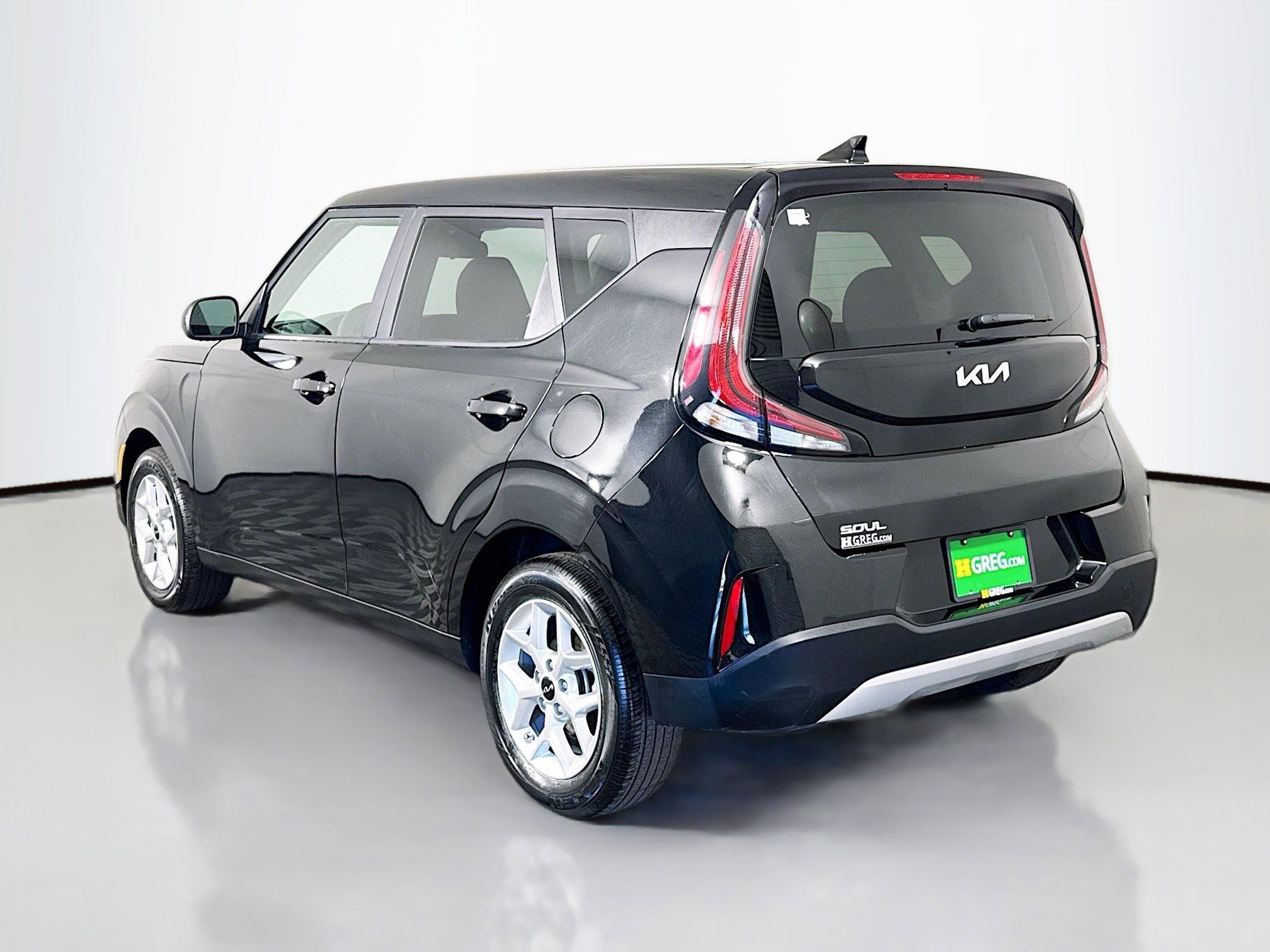 Used 2025 Kia Soul LX w/ LX Technology Package image 7