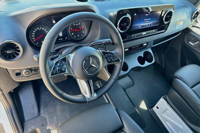 New 2026 Mercedes-Benz Sprinter 2500 image 9