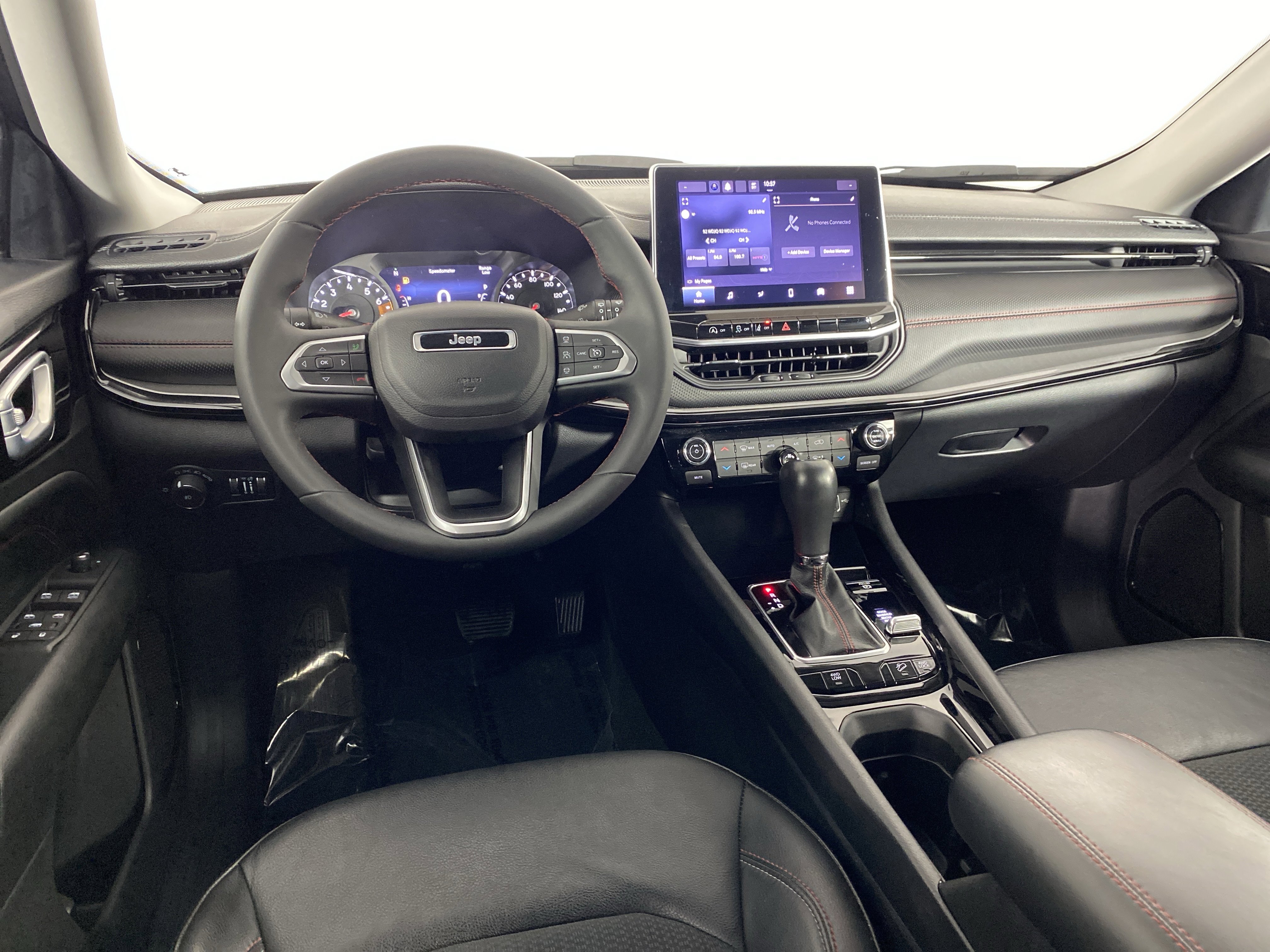 Used 2022 Jeep Compass Trailhawk w/ Trailer Tow Group AWD/4WD image 18