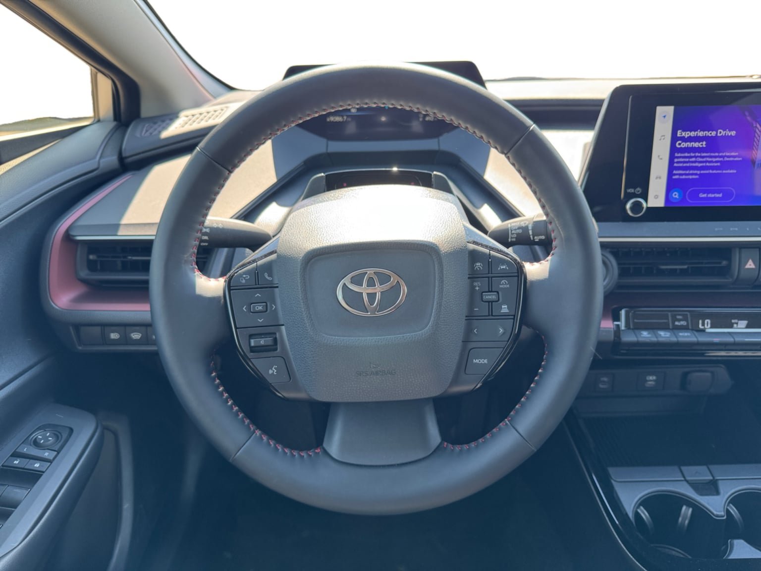Used 2024 Toyota Prius Prime FWD image 13