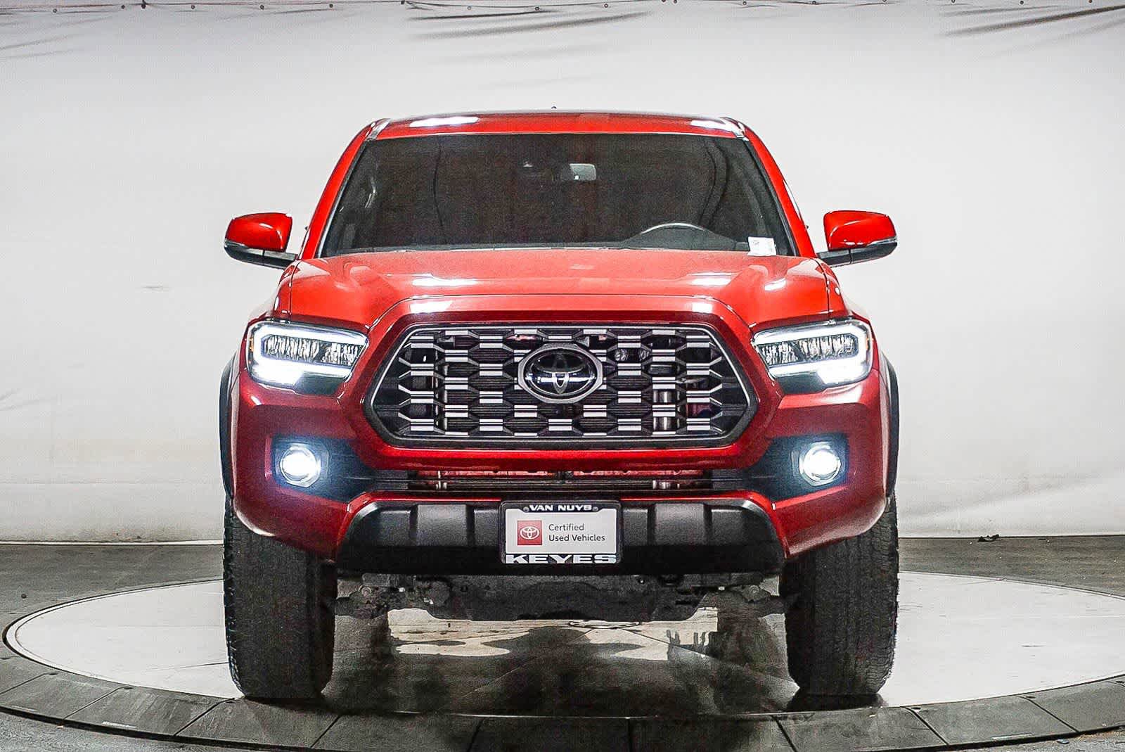 Certified 2022 Toyota Tacoma TRD Off-Road w/ Technology Package RWD image 3