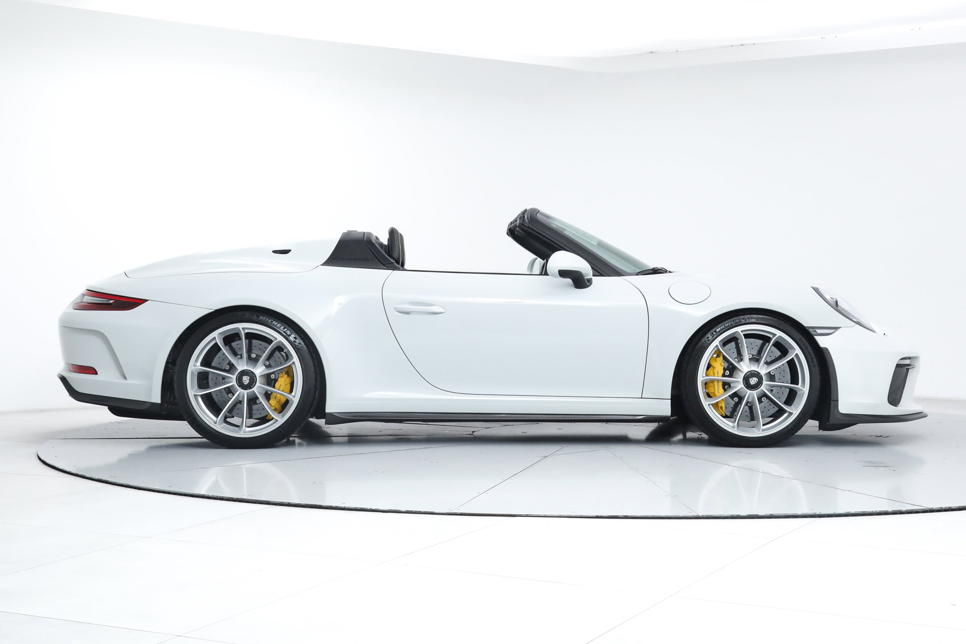 Used 2019 Porsche 911 Speedster image 10