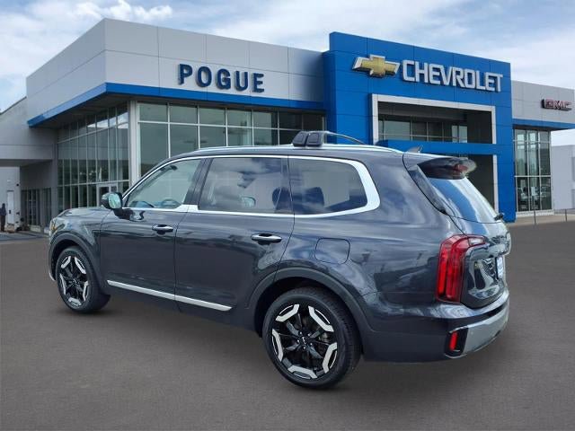 Used 2025 Kia Telluride S AWD/4WD image 3