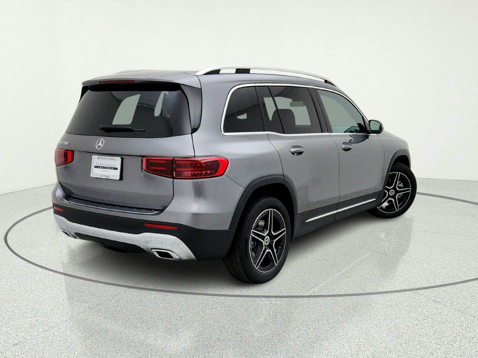 New 2026 Mercedes-Benz GLB 250 image 9