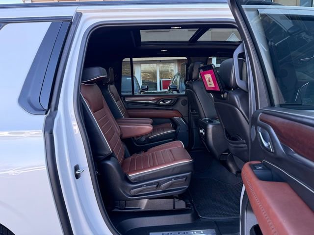 Used 2024 GMC Yukon XL Denali Ultimate image 30