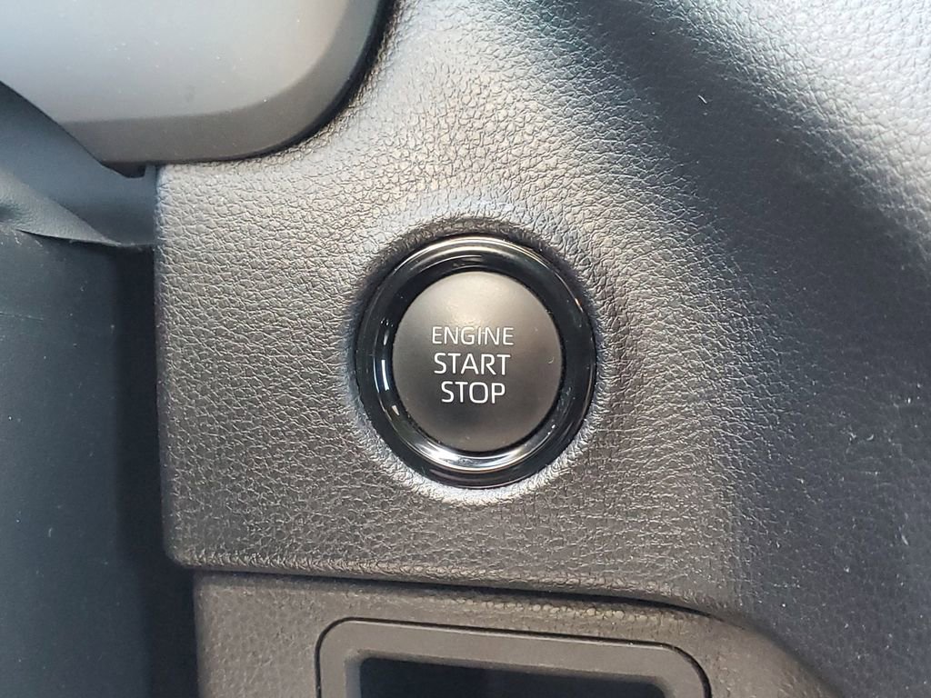 Used 2025 Toyota Tundra SR w/ SR Tow Package AWD/4WD image 28