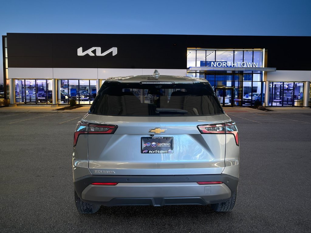 Used 2026 Chevrolet Equinox LT w/ Convenience Package II FWD image 5