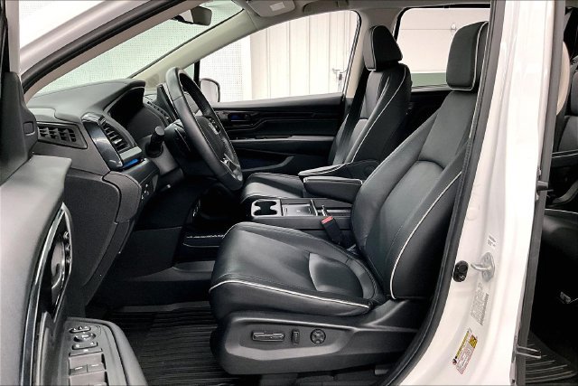 Used 2025 Honda Odyssey Touring image 24