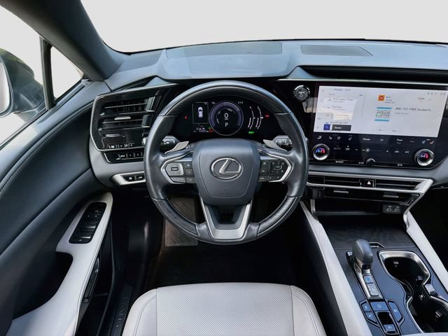 Used 2024 Lexus RX 350h w/ Accessory Package (Z1) AWD/4WD image 18