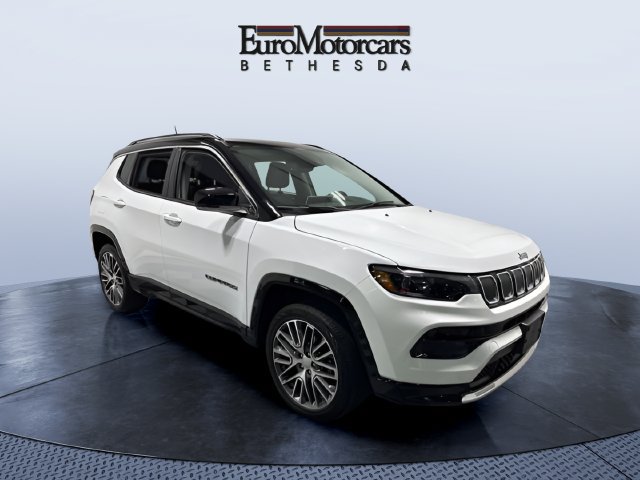 Used 2022 Jeep Compass Limited w/ Elite Group AWD/4WD image 7