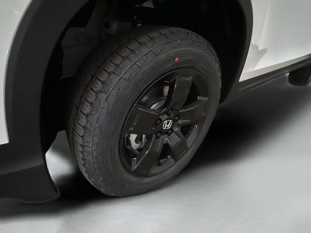 New 2026 Honda Ridgeline Black Edition image 3