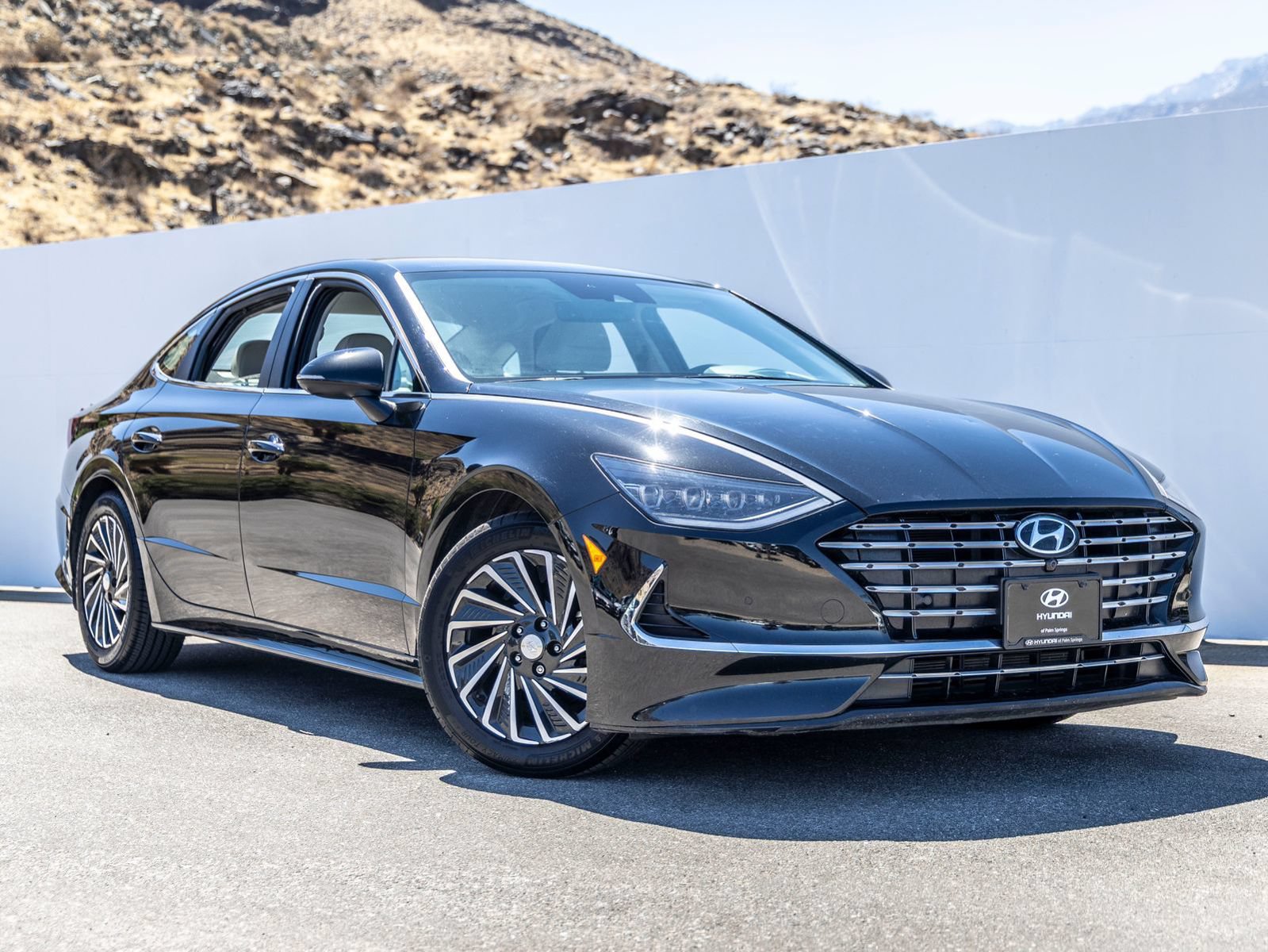 Used 2021 Hyundai Sonata Limited w/ Cargo Package FWD image 6