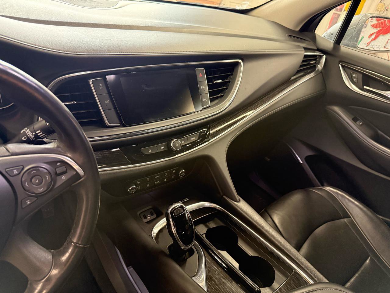 Used 2019 Buick Enclave Avenir AWD/4WD image 15