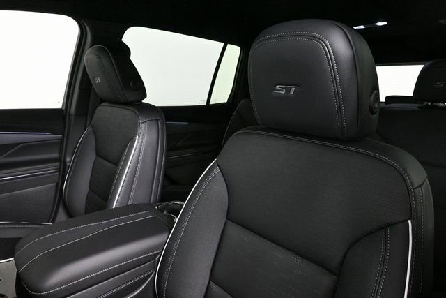 New 2026 Buick Enclave Sport Touring image 5