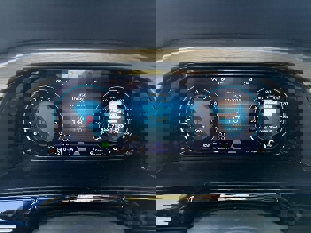 Certified 2025 Volkswagen Atlas Cross Sport SE image 20